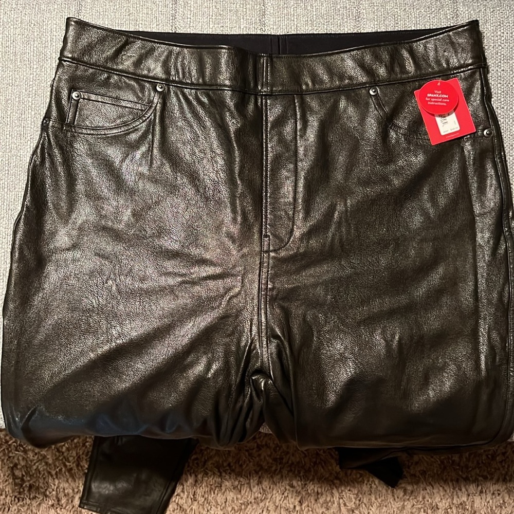 SPANX Leather-Like Ankle Skinny Pant - Picture 9 of 10